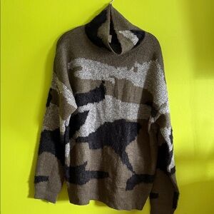 NWT CY Fashion Camouflage Turtleneck Sweater Size 1XL